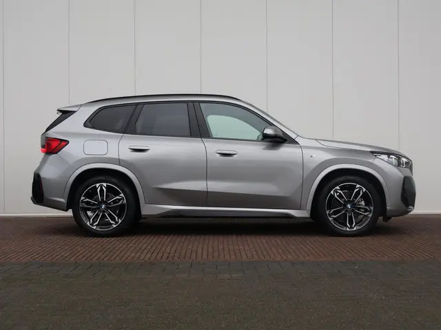 BMW X1 sDrive20i 2024 Benzine 4