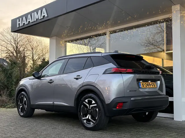 Peugeot e-2008 EV Allure 54 kWh 2023 Elektrisch 4