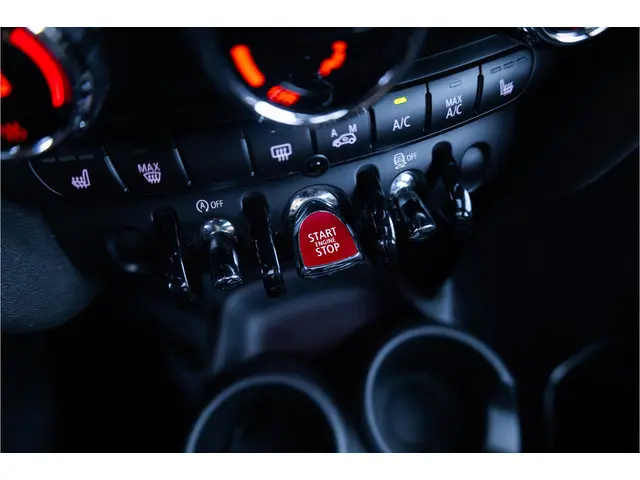 MINI Cooper S Mini Chili Serious Business 2015 Benzine 12