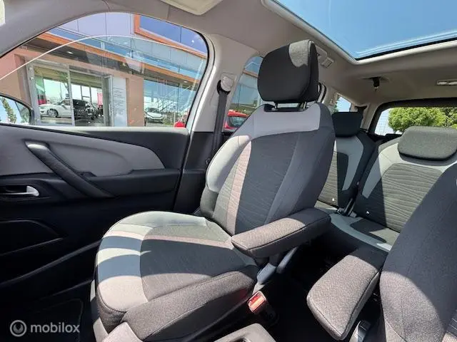 Citroën Grand C4 Picasso 1.6 e-THP Business 2016 Benzine 21