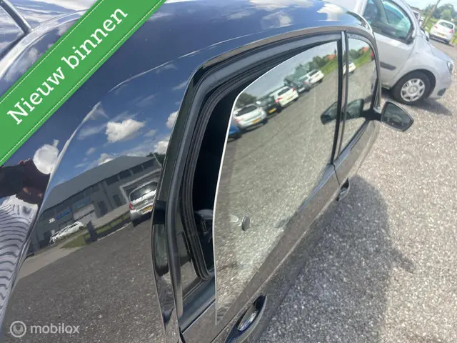 Volkswagen up! 1.0 BMT "AIRCO+EL.PAKKET+5DRS"" 2019 Benzine 3