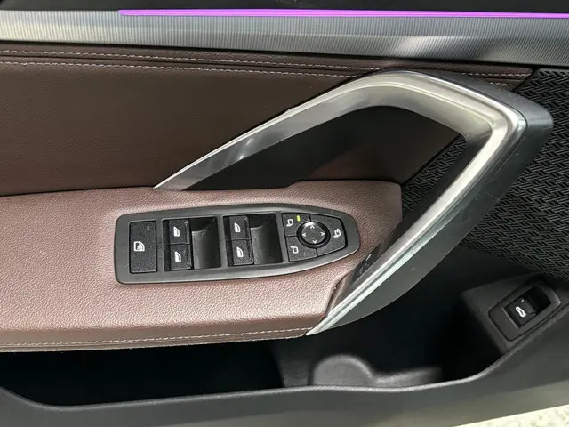 BMW X1 xDrive23i 2023 Benzine 15