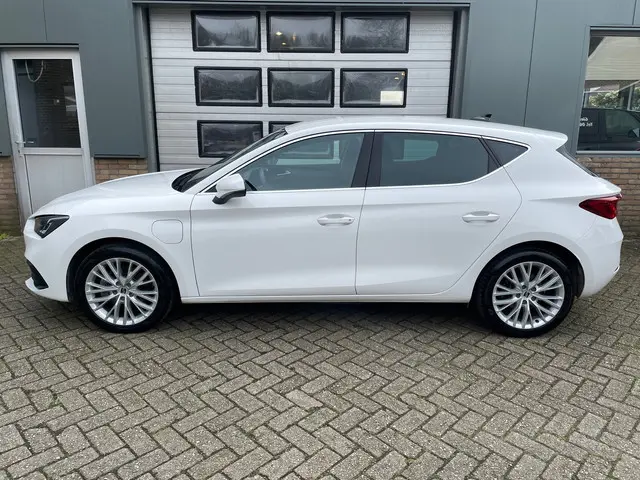 SEAT Leon 1.4 TSI eHybrid PHEV FR 2021 Hybride Benzine 2
