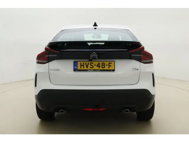 Citroën C4 1.2 Hybrid 136pk Plus 2024 Hybride Benzine 12