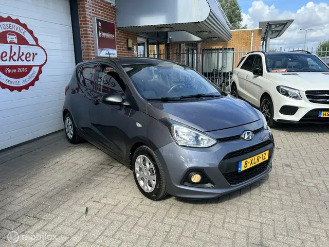 Hyundai i10 1.0i i-Motion Comfort 2014 Benzine 5