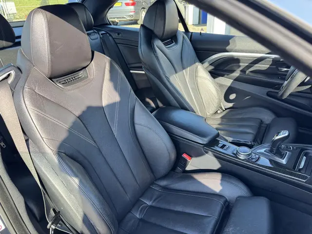 BMW 4 Serie Cabrio 428i High Executive 2015 Benzine 28