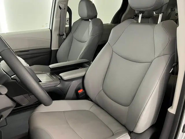 Toyota Sienna 2.5 Hybrid Luxe XLE 2022 Hybride Benzine 9