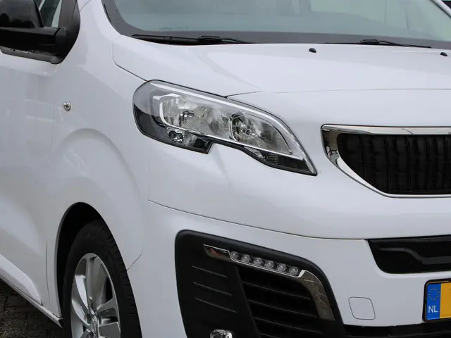 Peugeot e-Expert EV L3 DC 75 kWh 2023 Elektrisch 14