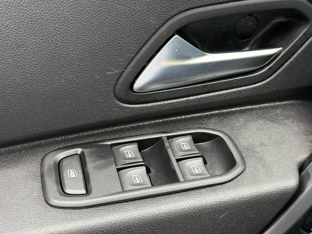 Dacia Duster 1.2 TCe Comfort 2018 Benzine 17