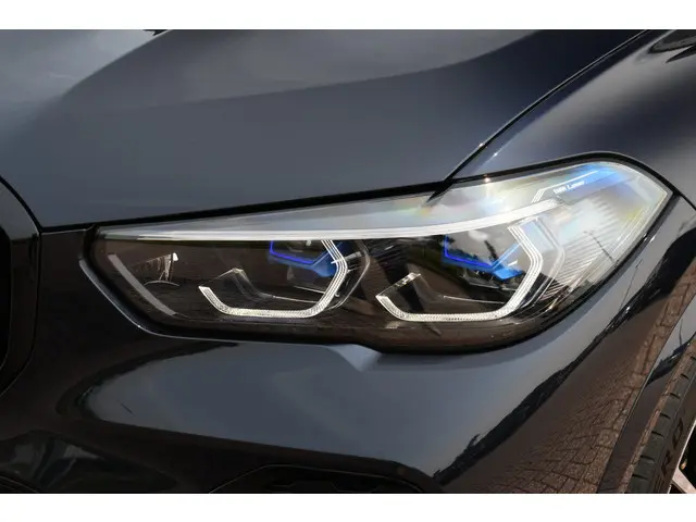 BMW X5 xDrive45e M-Sport 2022 Hybride Benzine 35