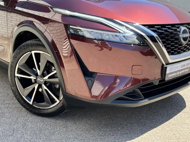 Nissan QASHQAI 1.3 MHEV Tekna 2023 Benzine 34