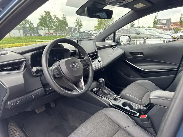 Toyota Corolla 1.8 Hybrid Dynamic 2021 Hybride Benzine 7