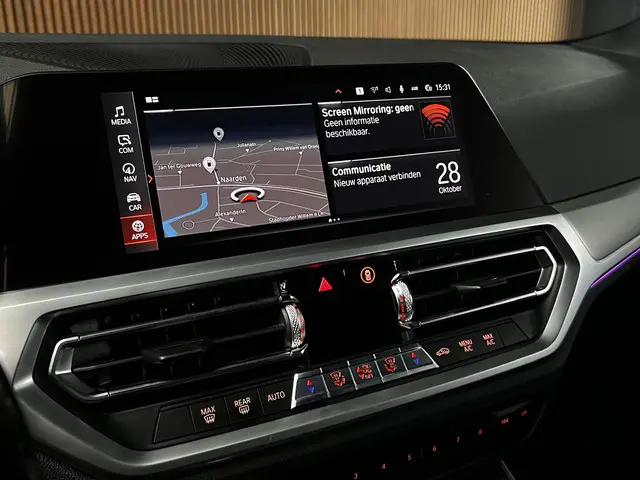 BMW 3 Serie 320i M-sport 2019 Benzine 19