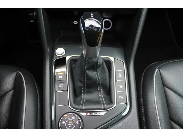 Volkswagen Tiguan 2.0 TSI 4Motion 2022 Benzine 27