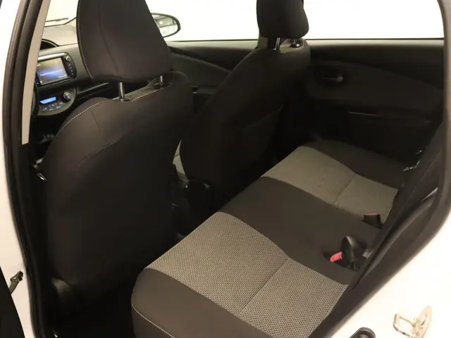 Toyota Yaris 1.5 Hybrid Aspiration 2015 Hybride Benzine