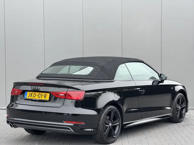 Audi A3 Cabriolet 1.4 TFSI CoD S Line 2015 Benzine 12