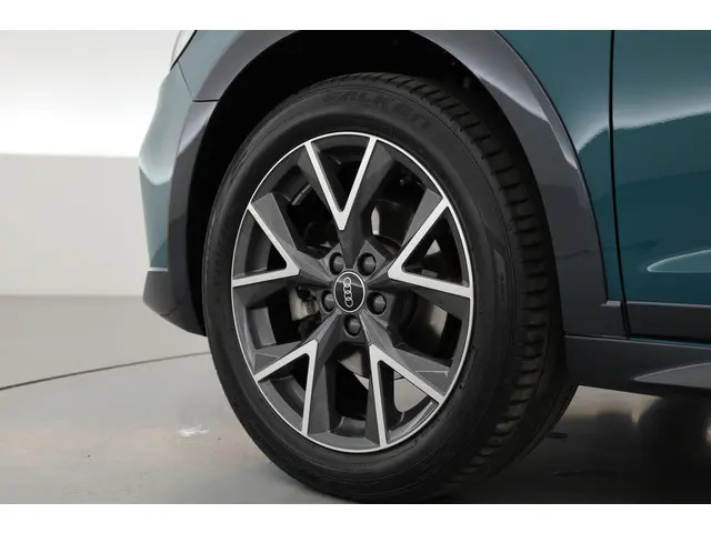 Audi A1 Citycarver 35 TFSI Aut. 150pk 2021 Benzine 30