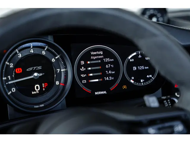 Porsche 911 Carrera GTS Cabrio 2022 Benzine 25