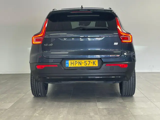 Volvo XC40 1.5 T4 Recharge R-Design 2022 Hybride Benzine 10