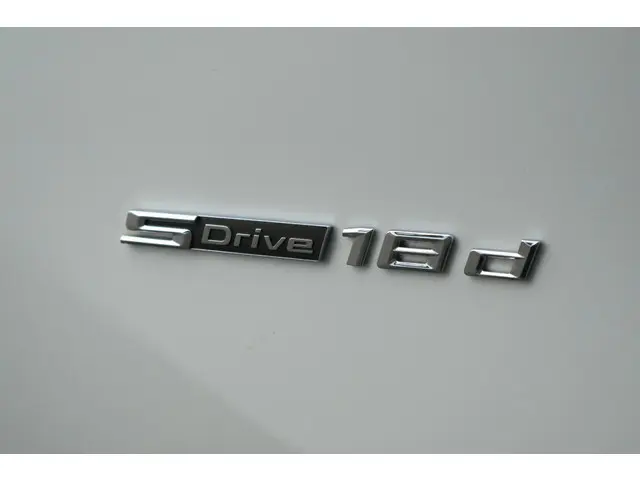 BMW X1 sDrive18d Executive 2017 Diesel 34