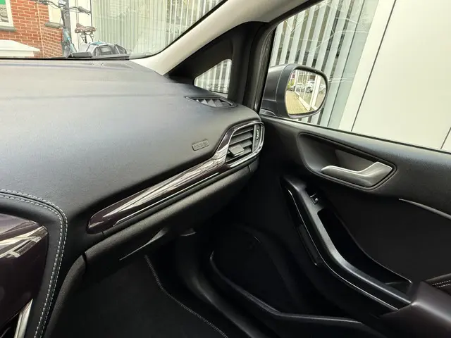 Ford Fiesta 1.0 EcoBoost Vignale 2018 Benzine 25