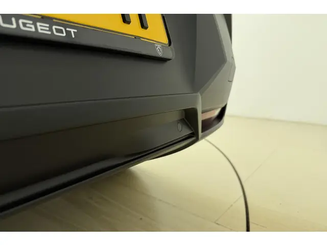 Peugeot 3008 1.2 Hybrid 145 GT 2025 Hybride Benzine 7