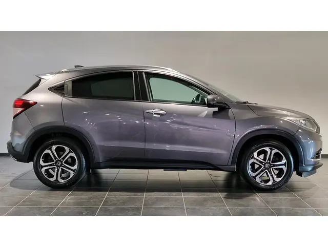 Honda HR-V 1.5 i-VTEC Executive 2017 Benzine 6
