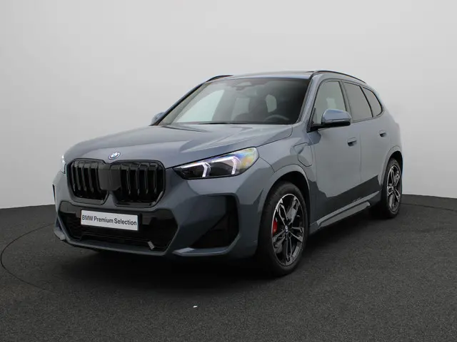BMW X1 xDrive25e 2025 Hybride Benzine 23
