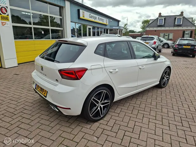 SEAT Ibiza 1.0 TSI FR Business Intense 2019 Benzine 3