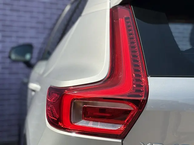 Volvo XC40 2.0 B4 Plus Dark 2024 Benzine 7