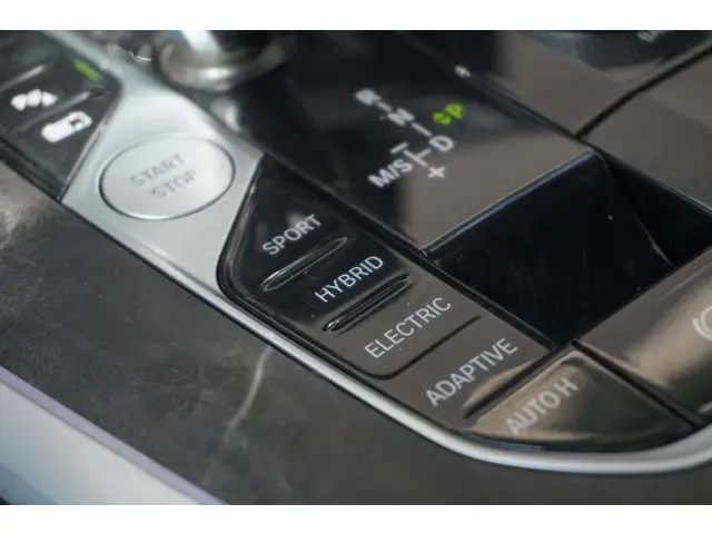 BMW X5 xDrive45e 2023 Hybride Benzine 22