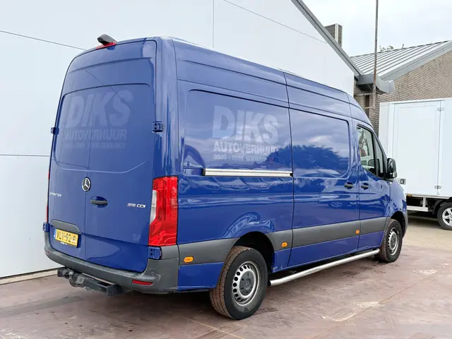 Mercedes-Benz Sprinter 315 1.9 CDI 2021 Diesel 3
