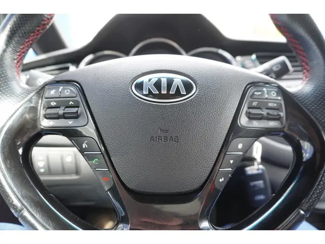 Kia cee'd 1.6 GT 2013 Benzine 24