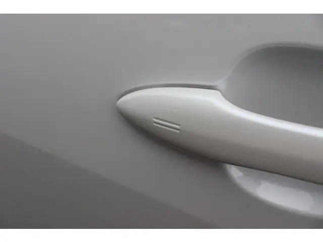 Toyota Yaris 1.5 Hybrid Dynamic 2022 Hybride Benzine 31