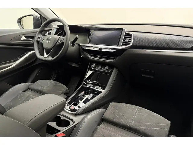 Opel Grandland 1.2 Turbo Ultimate 2024 Benzine 17