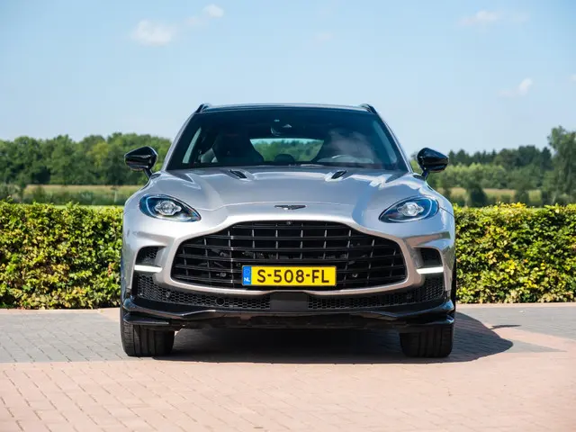 Aston Martin DBX 4.0 V8 707 2023 Benzine 26