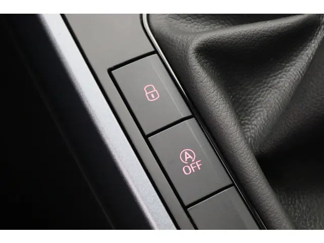 SEAT Arona 1.0 TSI Style Business Intense 2019 Benzine 42