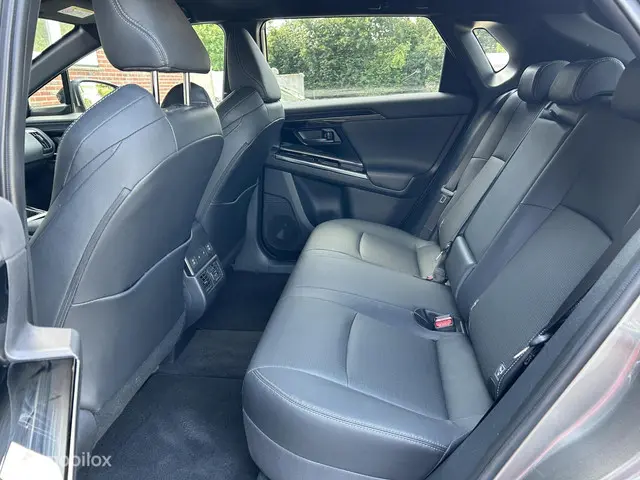 Toyota bZ4X Premium 4WD 71 kWh 2023 Elektrisch 12