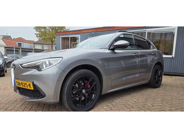 Alfa Romeo Stelvio 2.0 T AWD Super 2018 Benzine 16