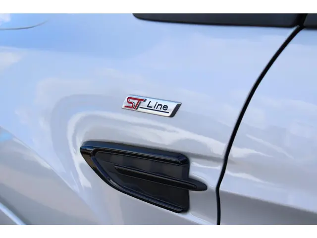 Ford Kuga 1.5 EcoBoost ST Line 2017 Benzine 37