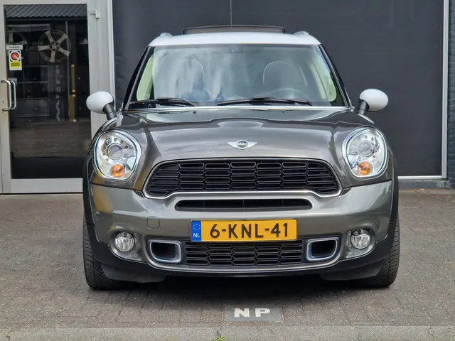 MINI Countryman Mini 1.6 Cooper S ALL4 Chili 2013 Benzine 8