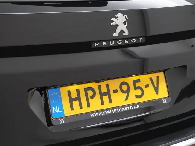 Peugeot 3008 1.6 HYbrid 225 Allure 2022 Hybride Benzine 10