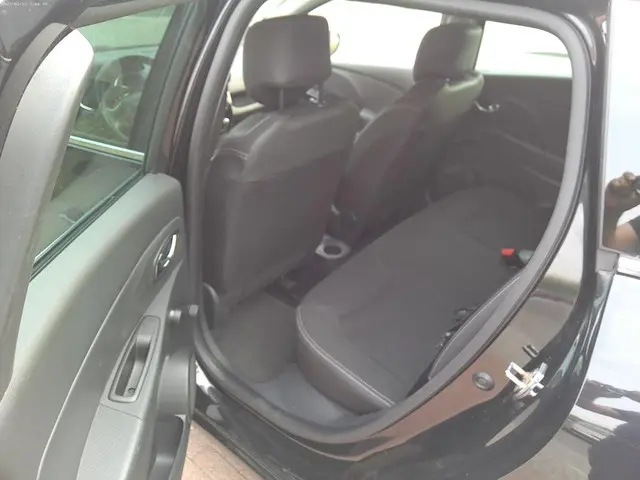 Renault Clio Estate 0.9 TCe Night&Day 2014 Benzine 8