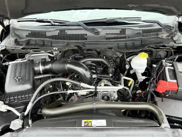 Dodge Ram 1500 5.7 V8 Crew Cab MARGE AUTO !! 2023 LPG/Gas 17
