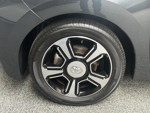 Toyota Aygo 1.0 VVT-i x-clusiv Cabrio 2017 Benzine 9