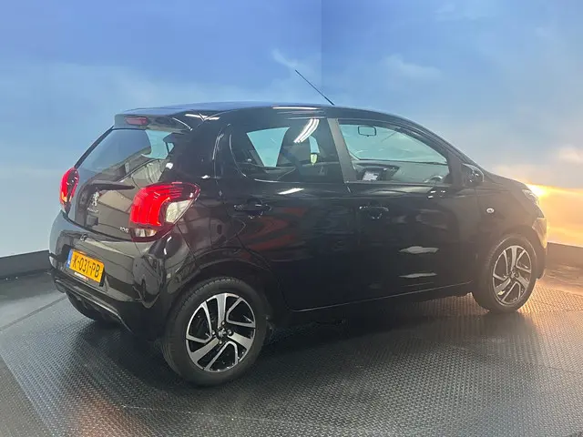 Peugeot 108 1.0 e-VTi Allure 2021 Benzine 2