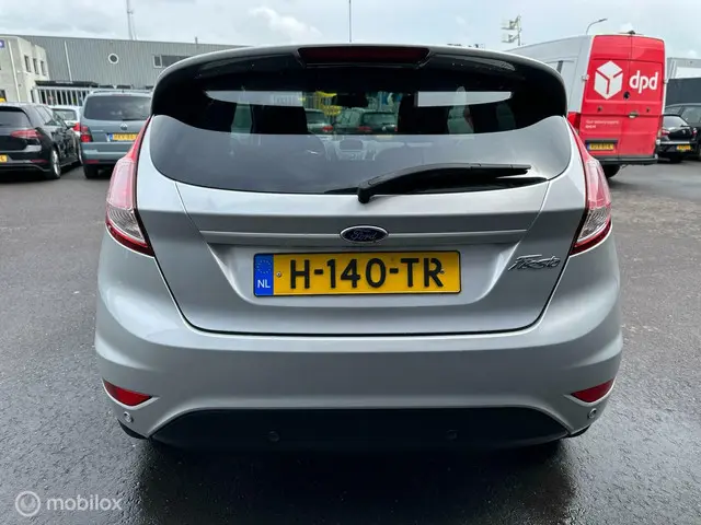 Ford Fiesta 1.5 TDCi Topstaat 2015 Diesel 5