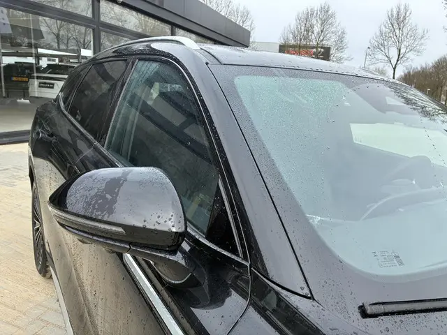 Omoda 9 SHS 1.5T-GDi SHS-P Premium 2026 Hybride Benzine 31