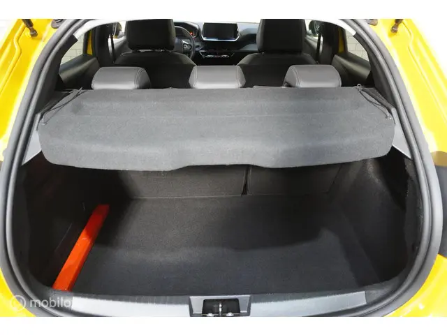 Peugeot 208 1.2 PureTech Allure Pack 2022 Benzine 28