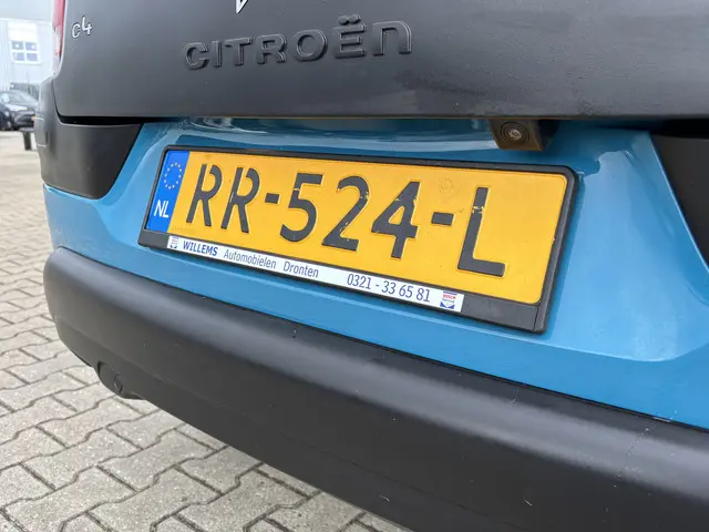 Citroën C4 Cactus 1.2 PureTech Shine 2018 Benzine 6